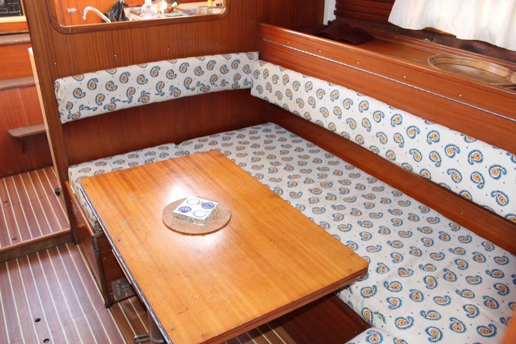Argol Hotel Rochefort  Ngoại thất bức ảnh